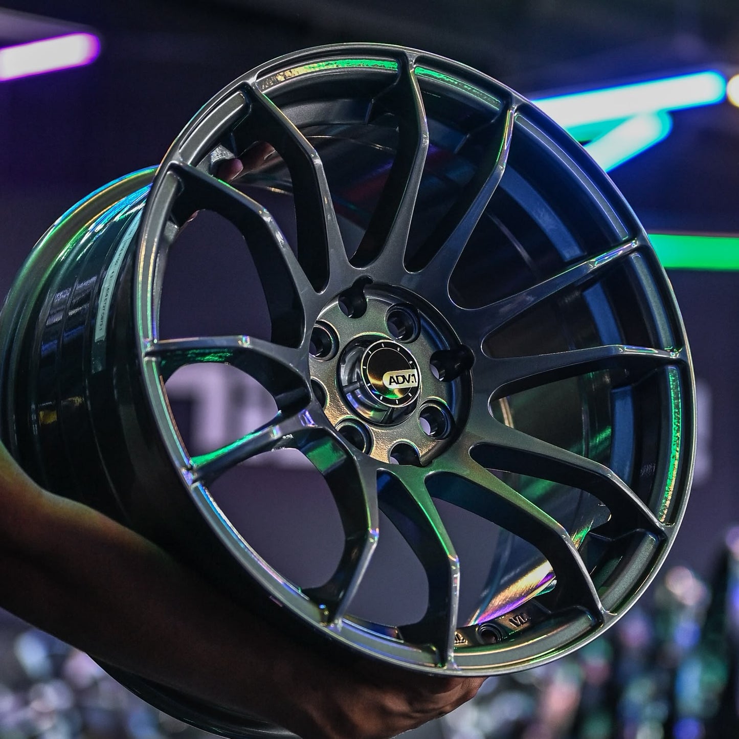 ADX84H-188 16X8 8X100/114.3 ET27 CB73.1