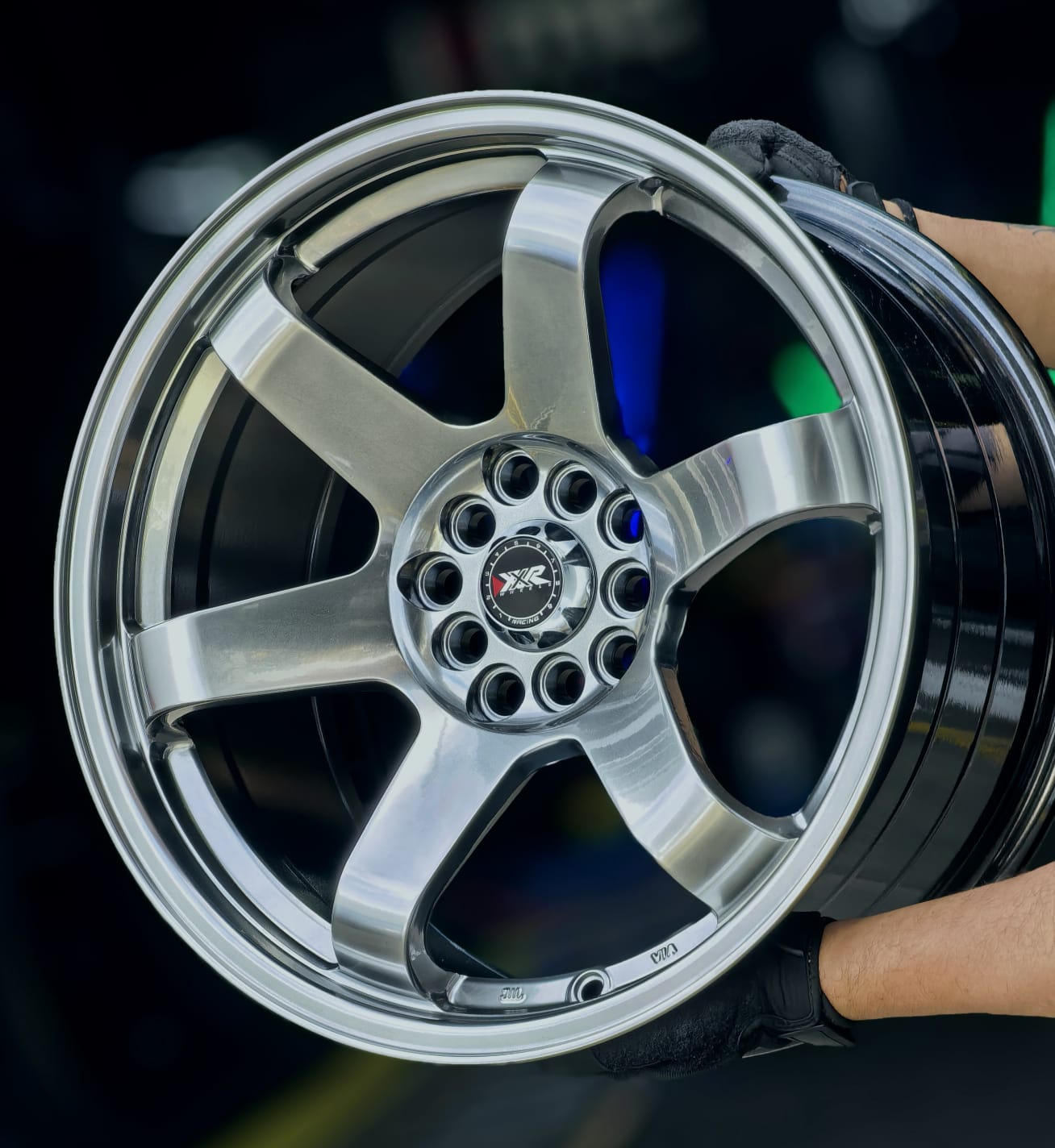 AD75H-129 17X9 10X100/114 ET24 CB67.1