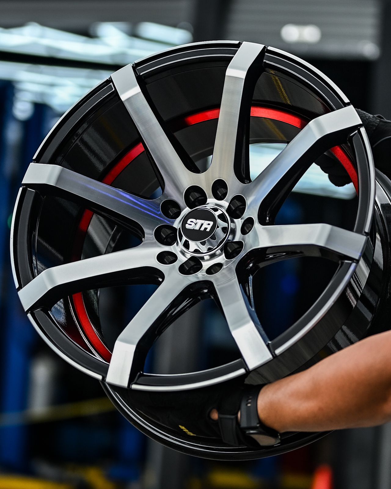 AD75H-147 17X9 10/100/114 ET20 CB73.1