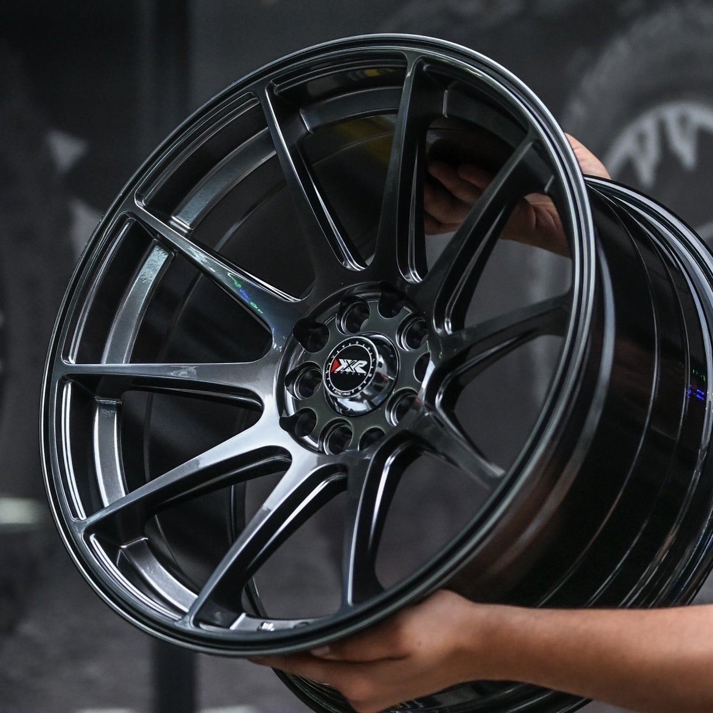 AD75H-172 17X9 10X100/114 ET23.75 CB73.1