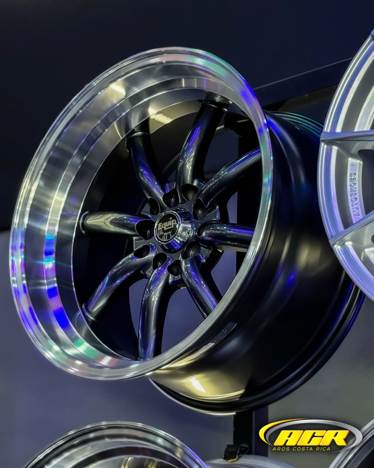 AD75H-371  17x9 10x100/114 ET0 CB73.1