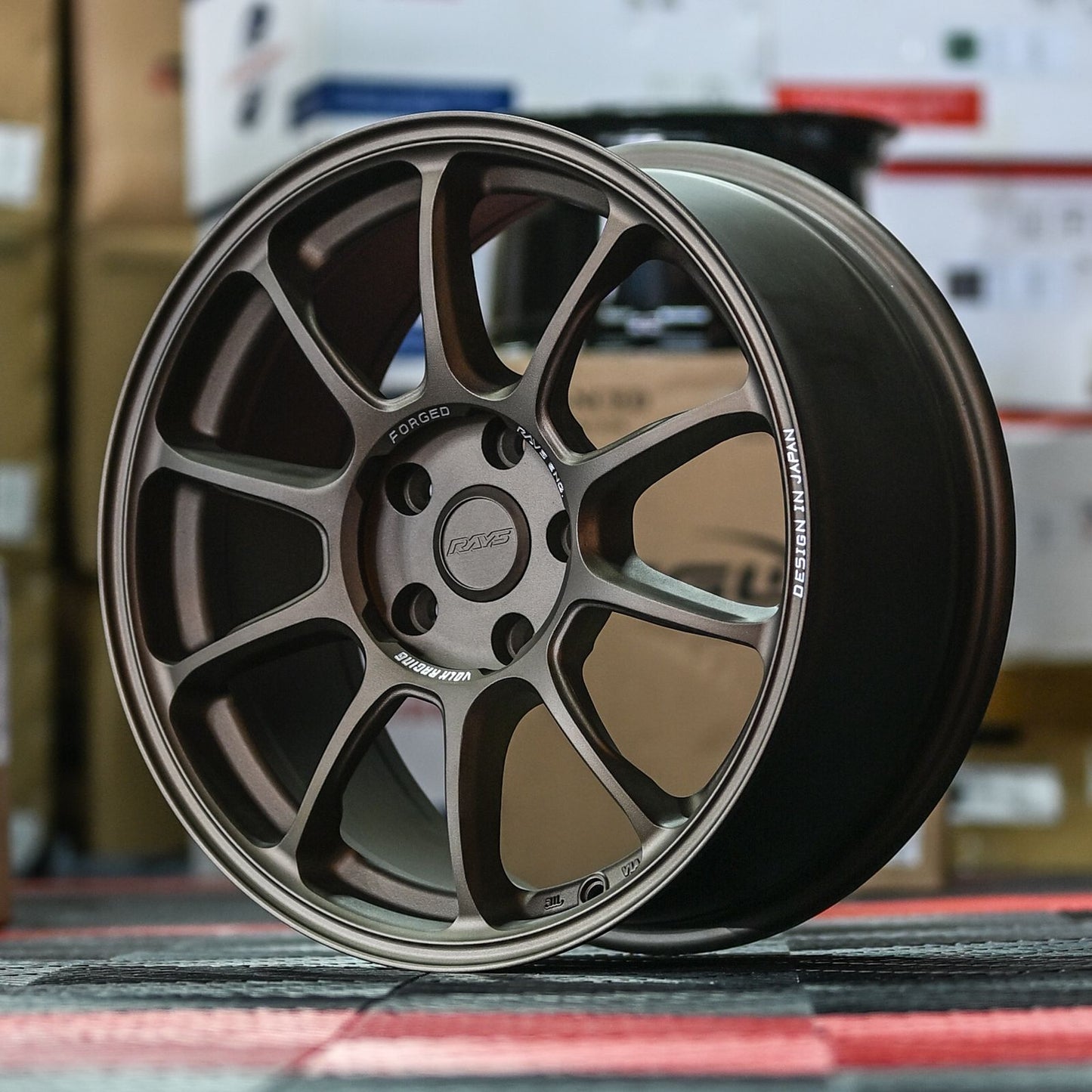 AD75H-413 17X8.0 5X114.3 ET40 CB73.1