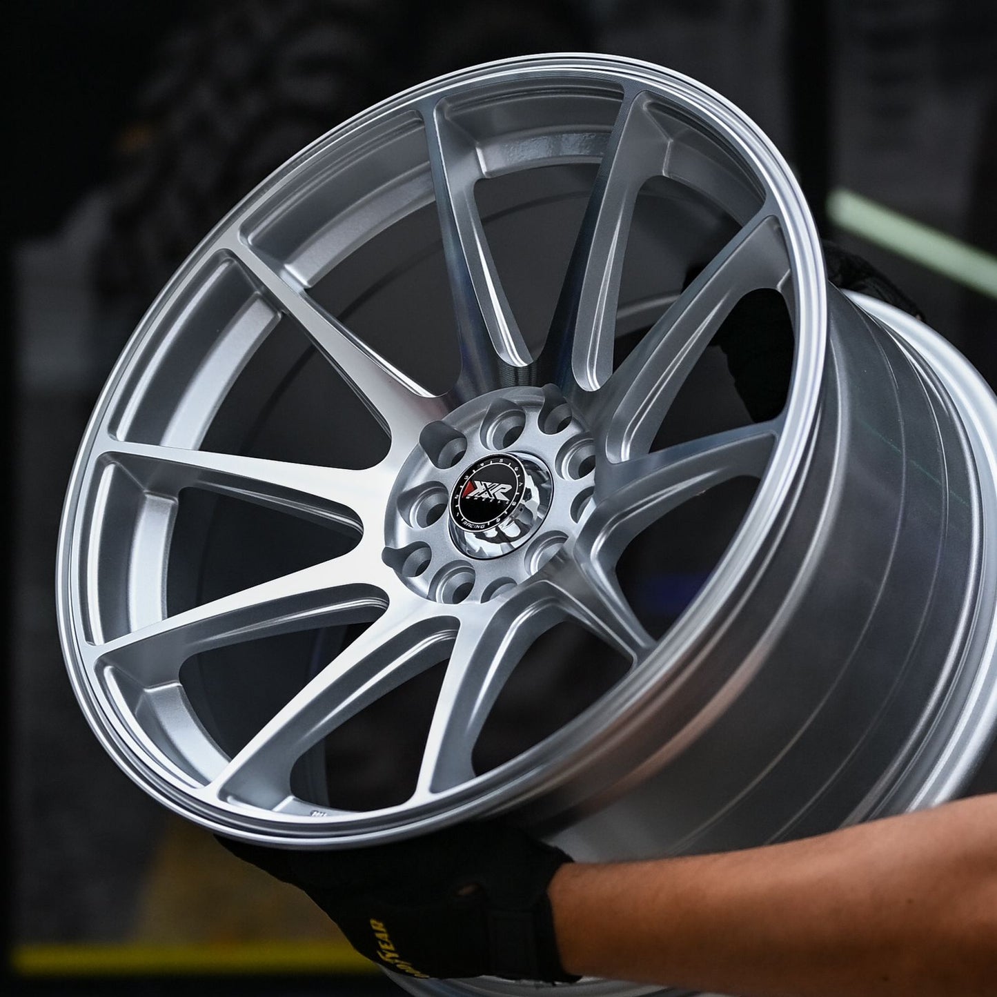 AD75H-480 17X9 10X100/114.3 ET23.75 CB73.1