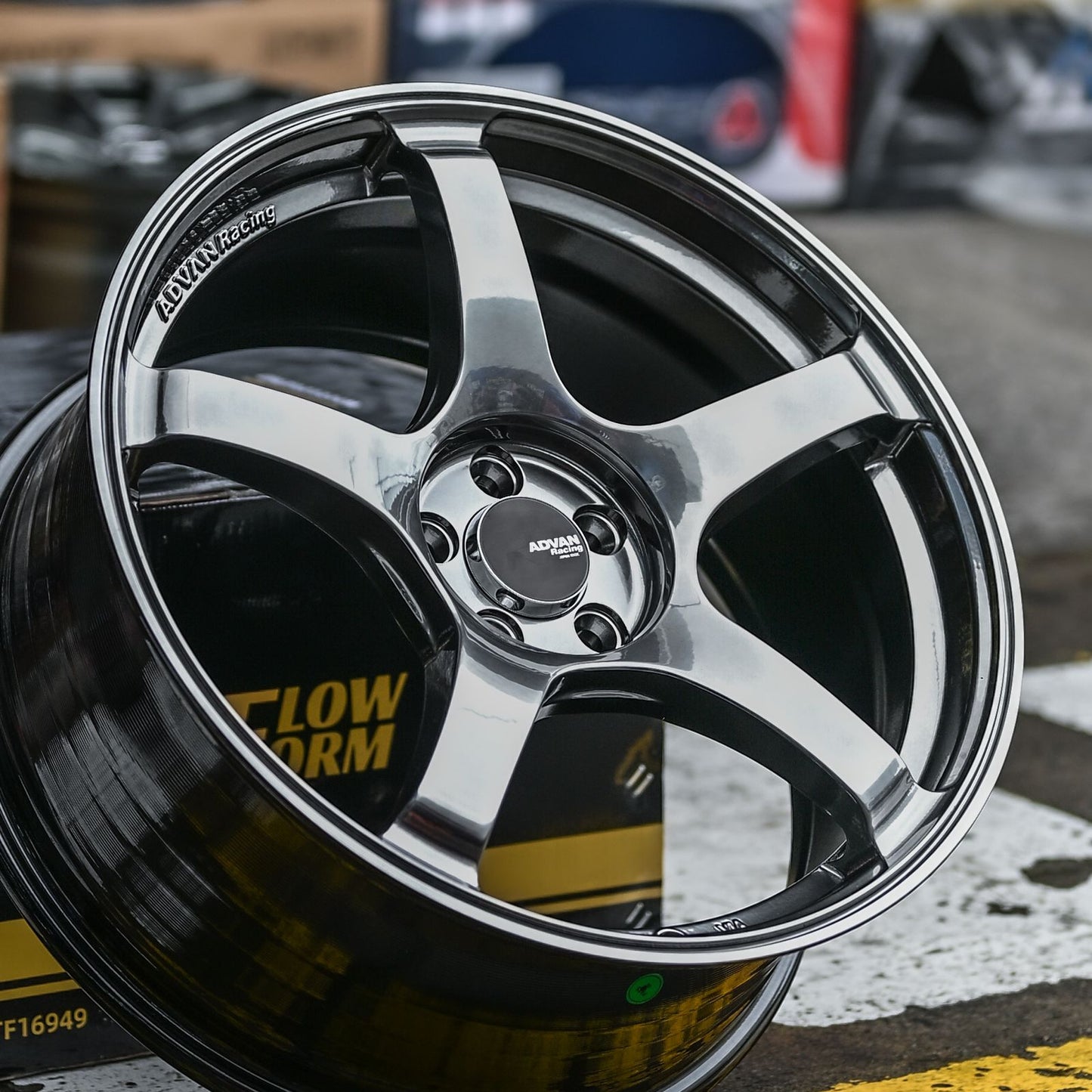 AD75H-497 17X8 5X114.3 ET38 CB73.1