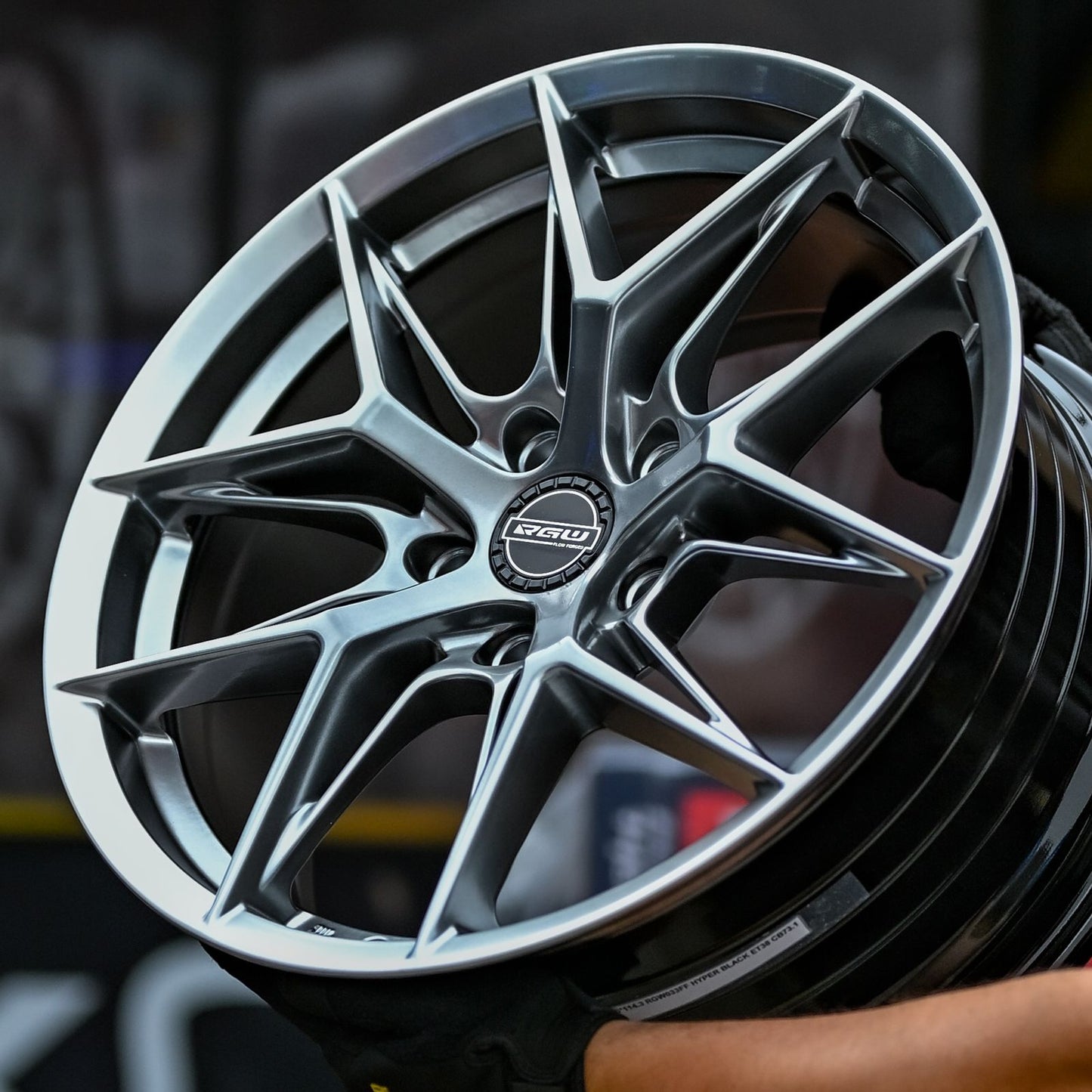 AD75H-506 17X7.5 5X114.3 ET38 CB73.1