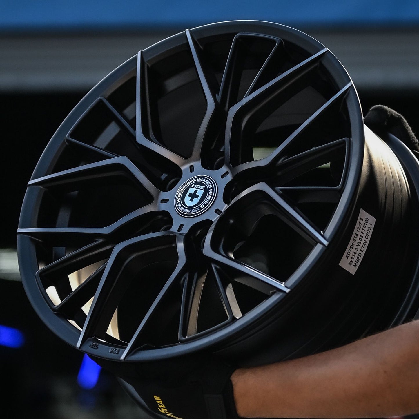AD75H-518 17X7.5 5X114.3 ET40 CB73.1