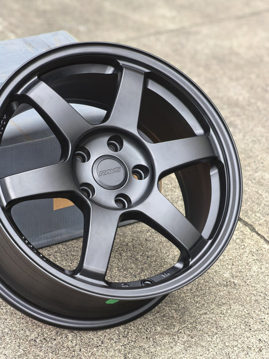 AD75HT-17 17X8.0 5X108 ET42 CB73.1