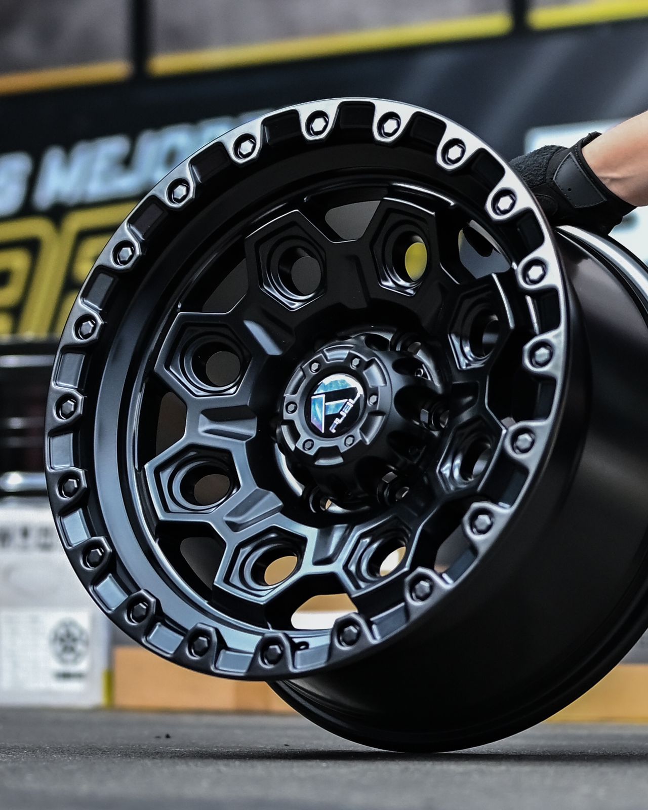 AD84X46H-79 18X9 6X139.7 ET0 CB110.1