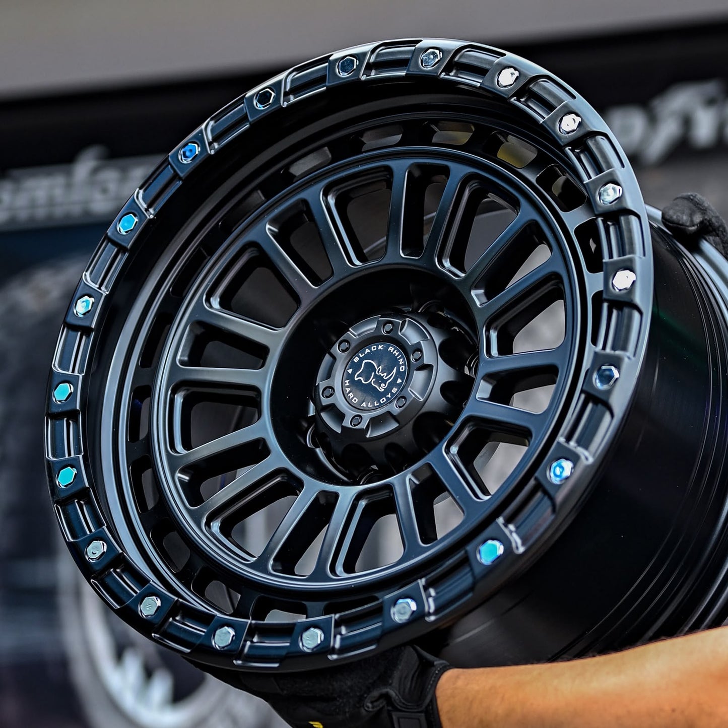 AD84X46H-87 18X9.0 6X139.7 ET0 CB110.1