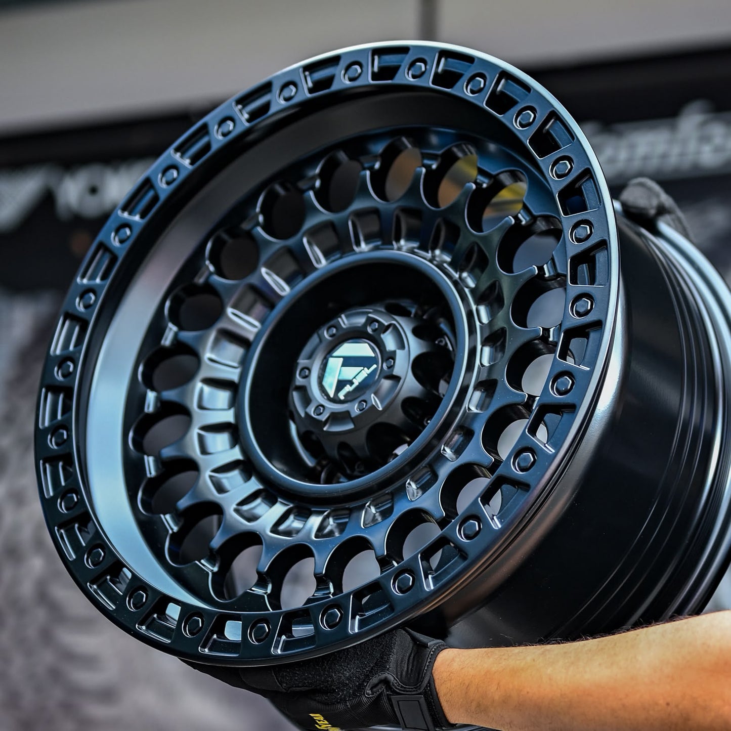 AD84X46H-88 18x9.0 6X139.7 ET0 CB110.1