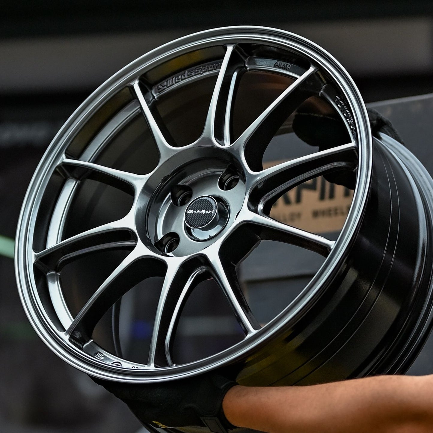 AD85H-206 18X8.5 5X114.3 ET38 C.B73.1