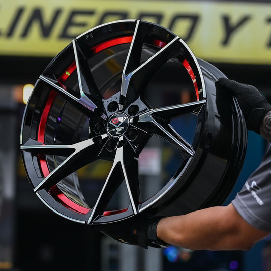 AD85H-215 18X8 10X100/114.3 ET35 CB73.1