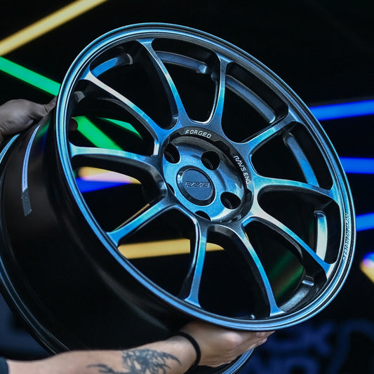 AD85H-232 18X8.5 5x114.3 ET42 CB73.1