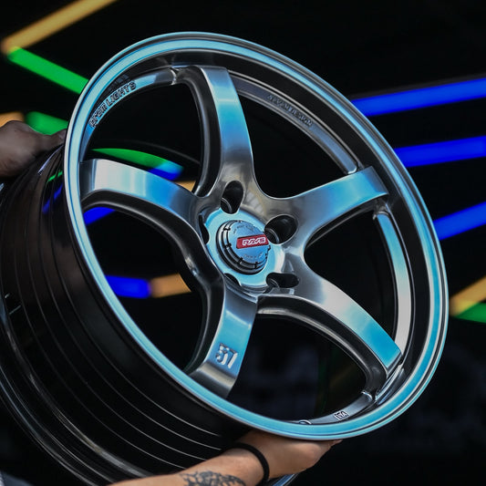 AD85H-255 18X8.5 5X114.3 ET38 CB73.1
