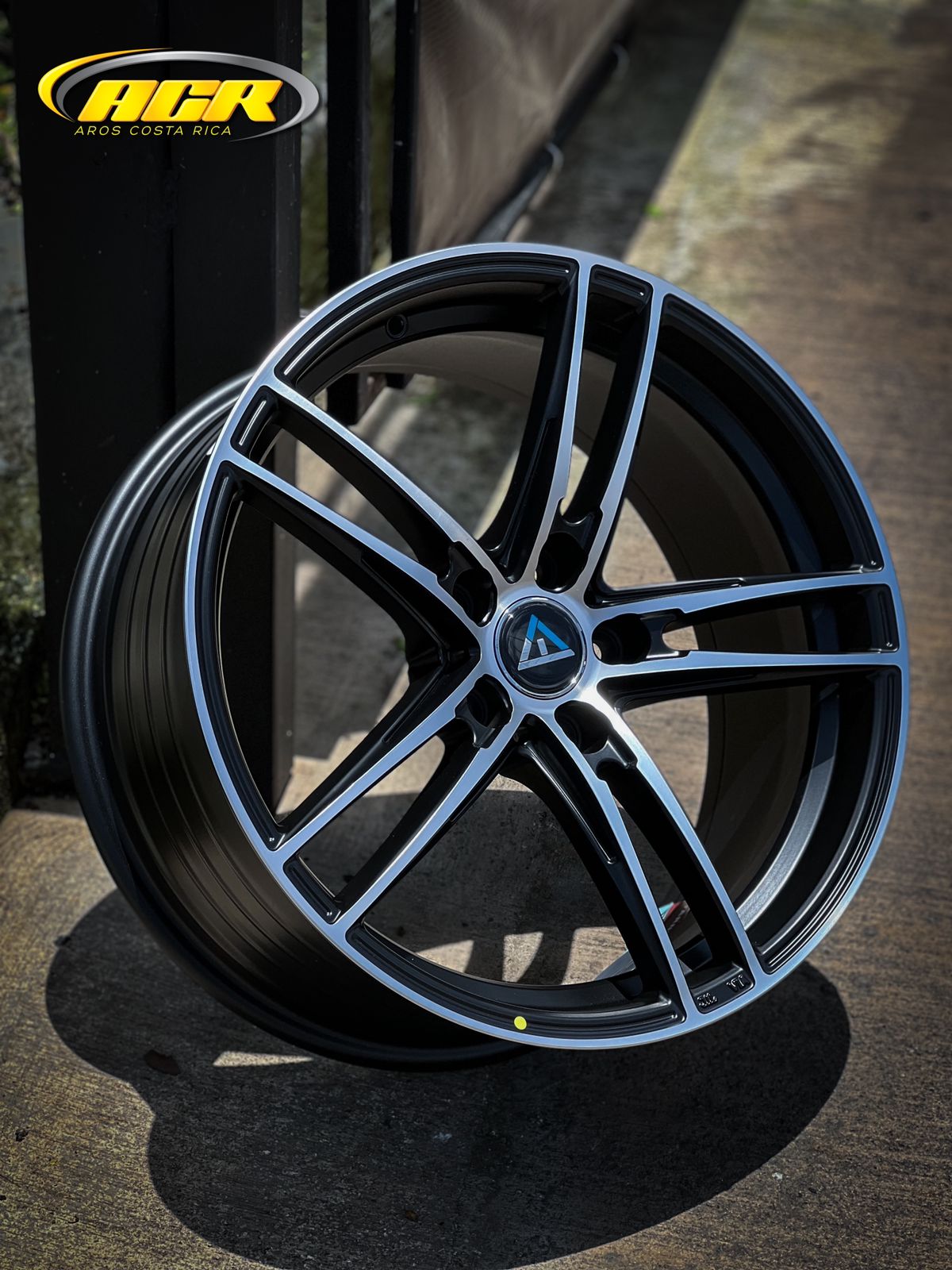 AD85HG-01 18X8 5X112 ET35 CB66.1
