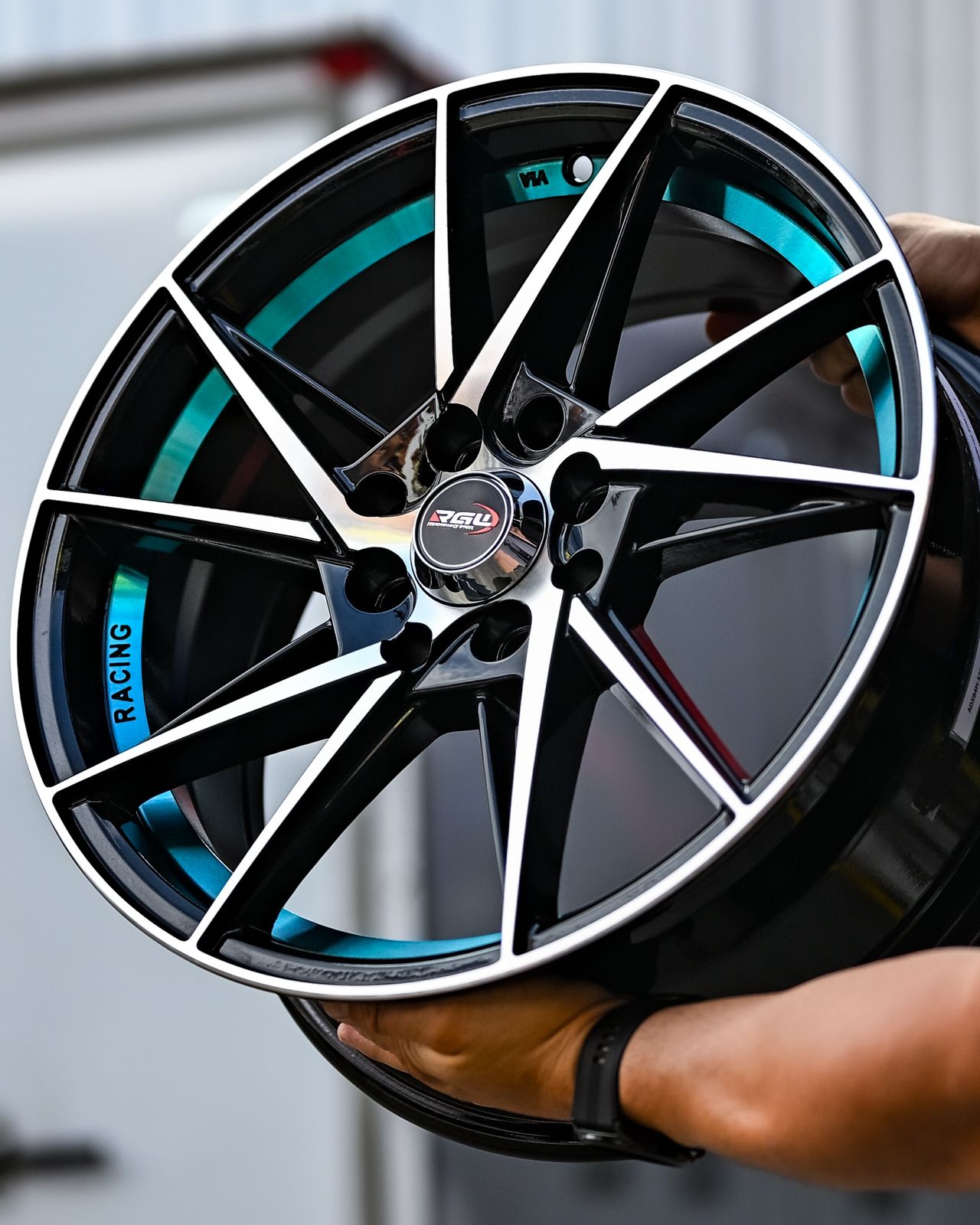 ADX84H-139 16X7 8X100/114.3 ET38 CB73.1