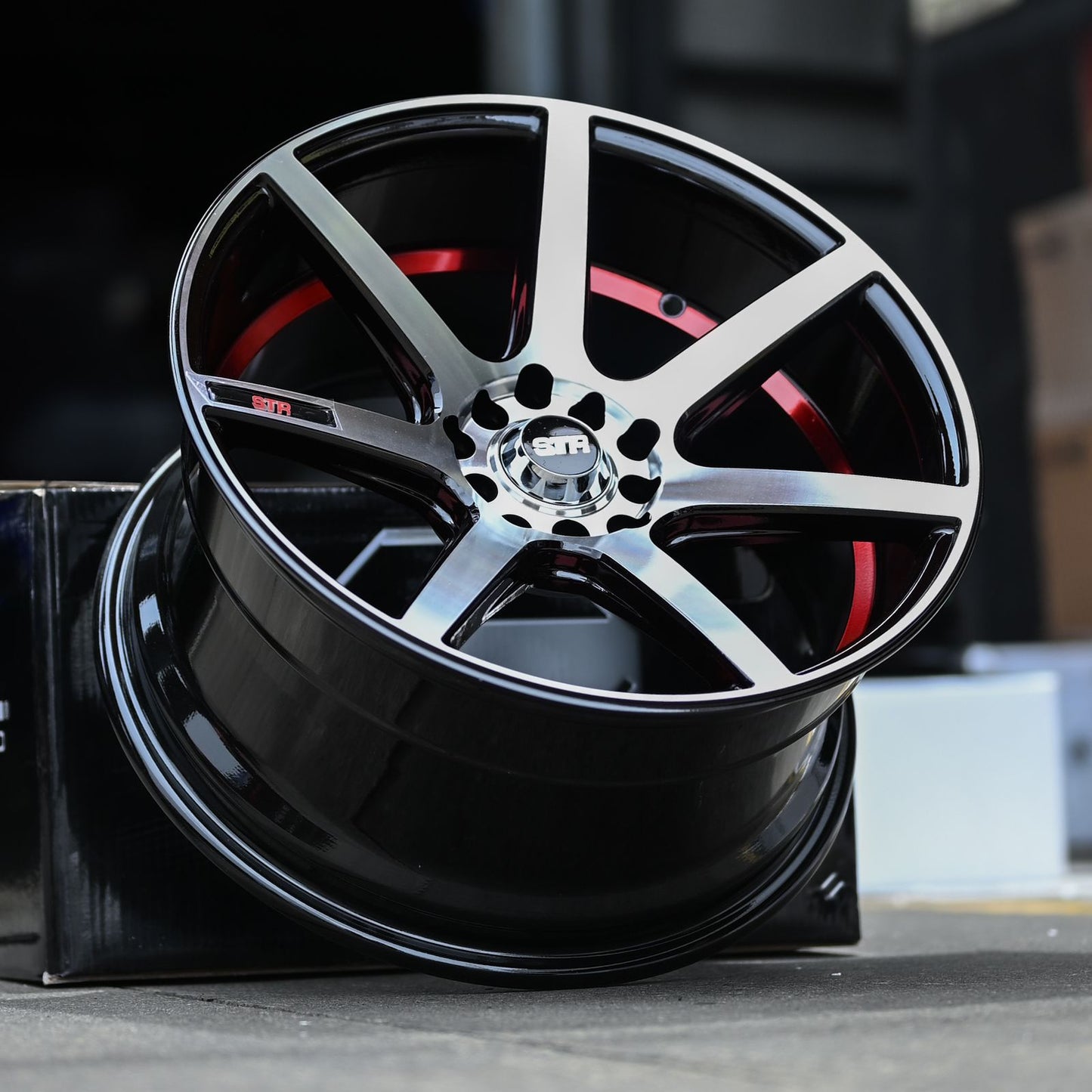 ADX85H-144 16X8 10/100/114 ET20 CB73.1