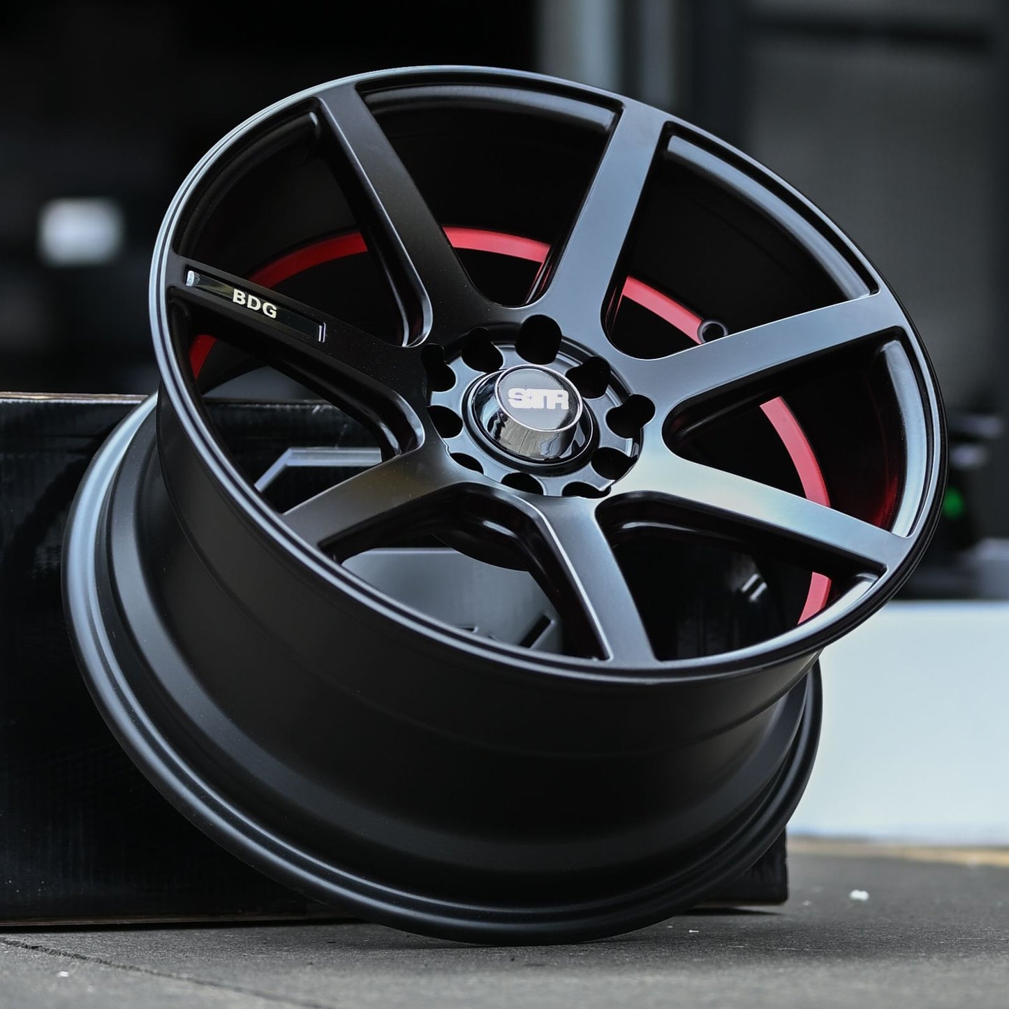 ADX85H-205 16X8 10/100/114  ET20 CB73.1