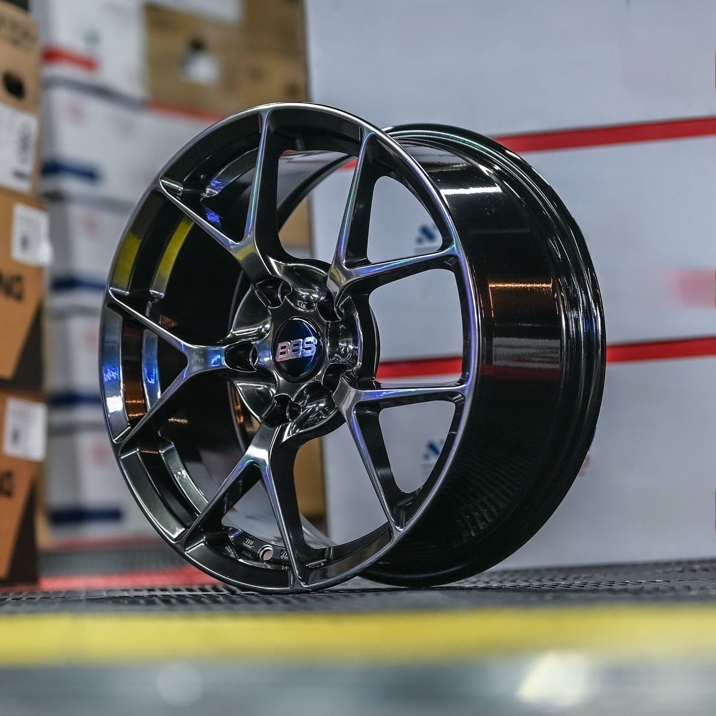 ADX85H-261 16x7 5x114.3 ET38 CB73.1