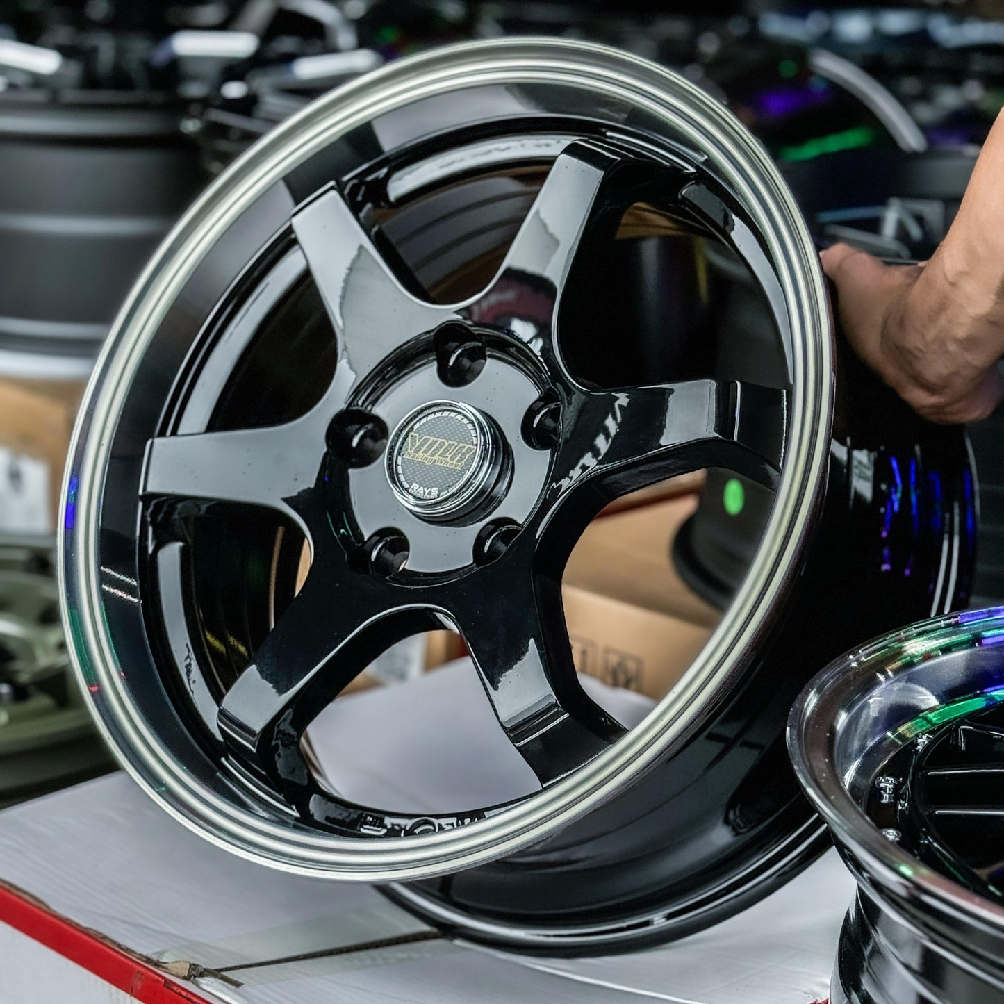 ADX85H-276 16X7.0 5X114.3 ET38 CB73.1