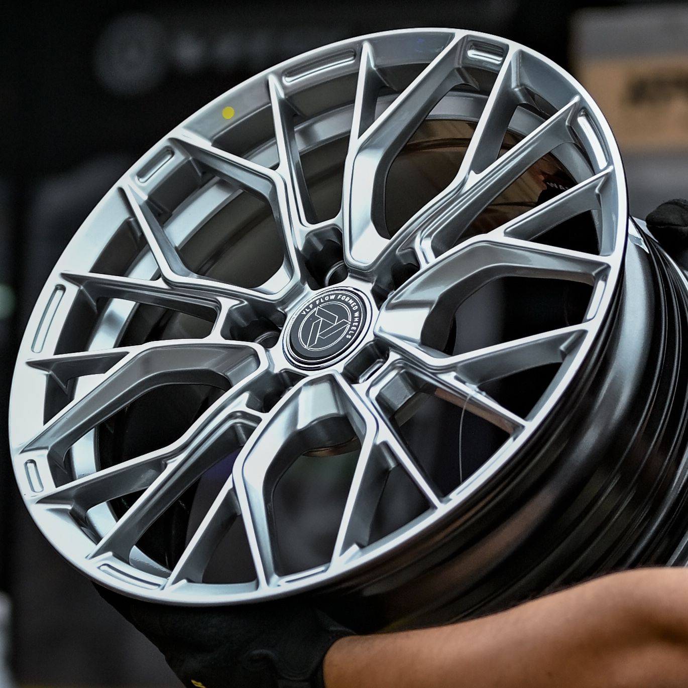 ADX85H-313 16X7.0 5X114.3 ET38 CB73.1