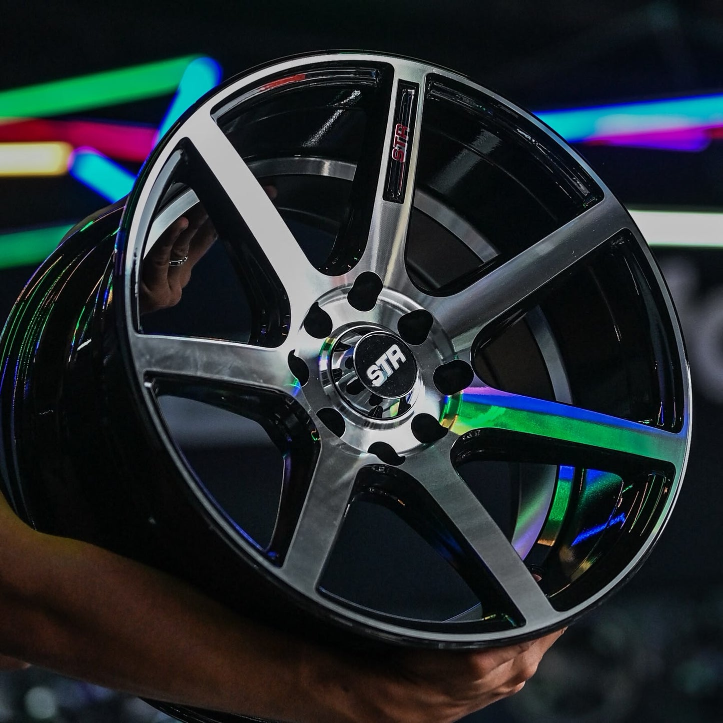 ADX85H-32 16X8 10X100/114 ET20 CB73.1