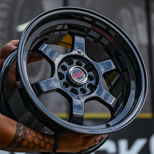ADX85H-331 16x8.0 10X100/114.3 ET20 CB73.1