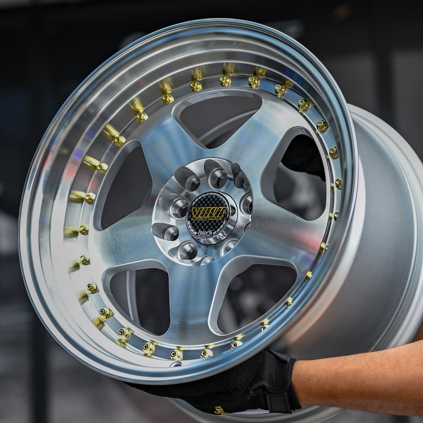 ADX85H-332 16x9.0 10X100/114.3 ET25 CB73.1