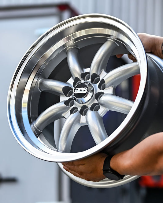 ADX85H-55 16X8 10/100/114 ET20 CB73.1