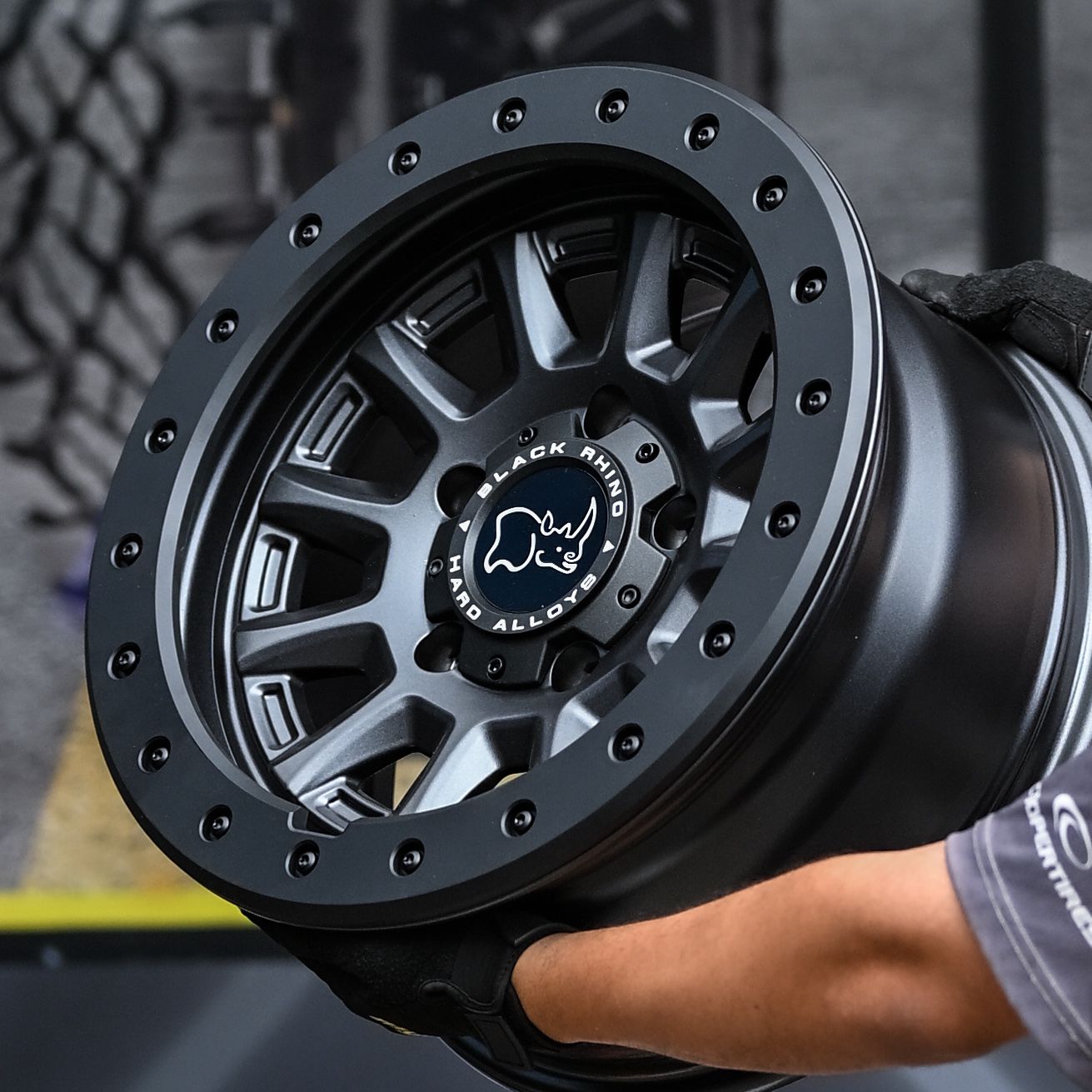 AOD75HT-01 BLACK RHINO DUGGER 17X8.5 5X150 CB110 ET10