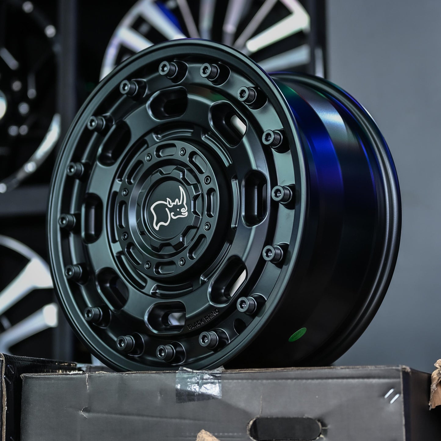 AOD7BMW5H-12 BLACK RHINO ATLAS 17X8 5X114.3/120 ET38 CB74