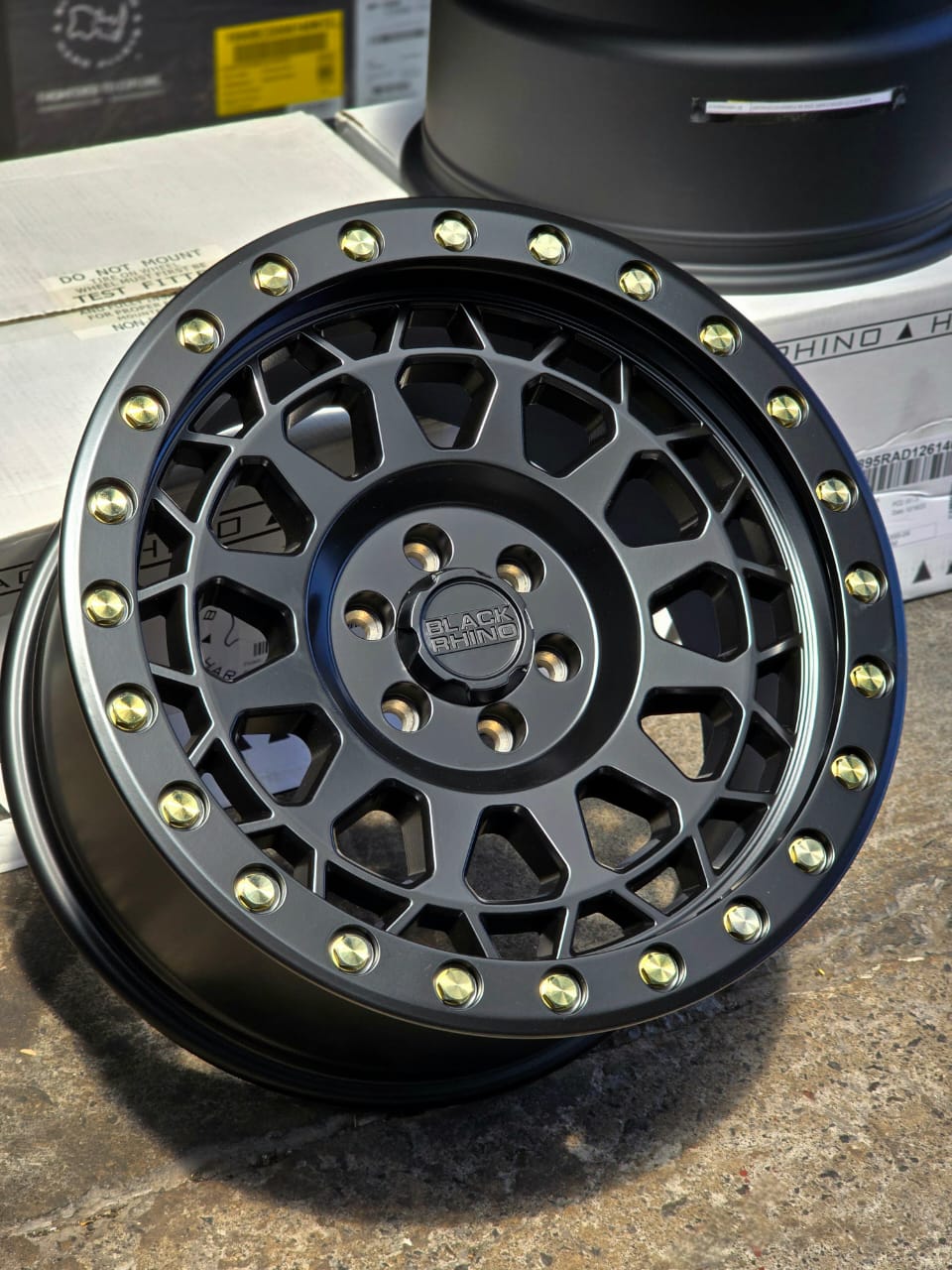 AOD84X46HF-07 BLACK RHINO PRIMM 18X9.5 6X114 ET18 CB76