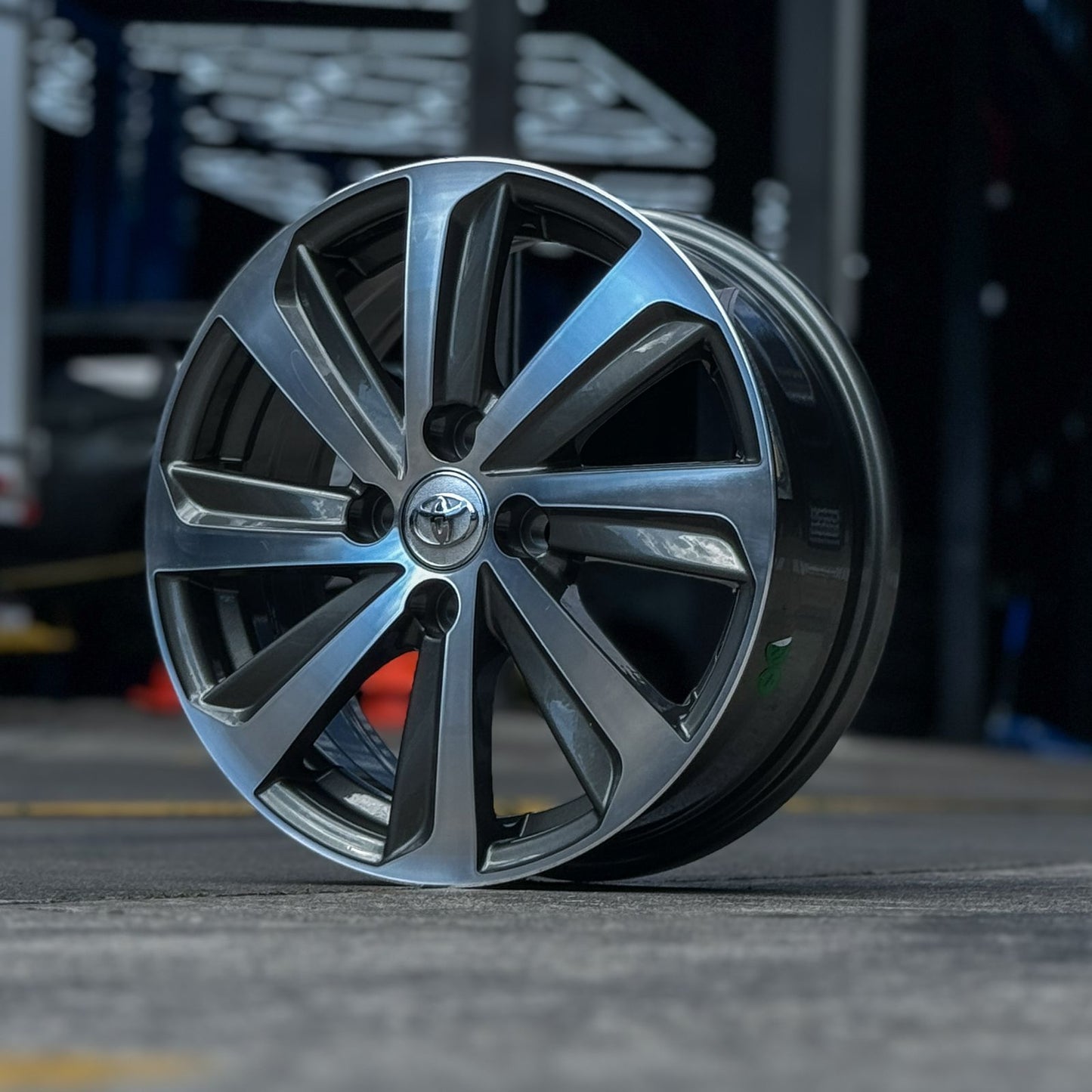 AQX74H-03* 15X6 4X100 ET40 CB54.1