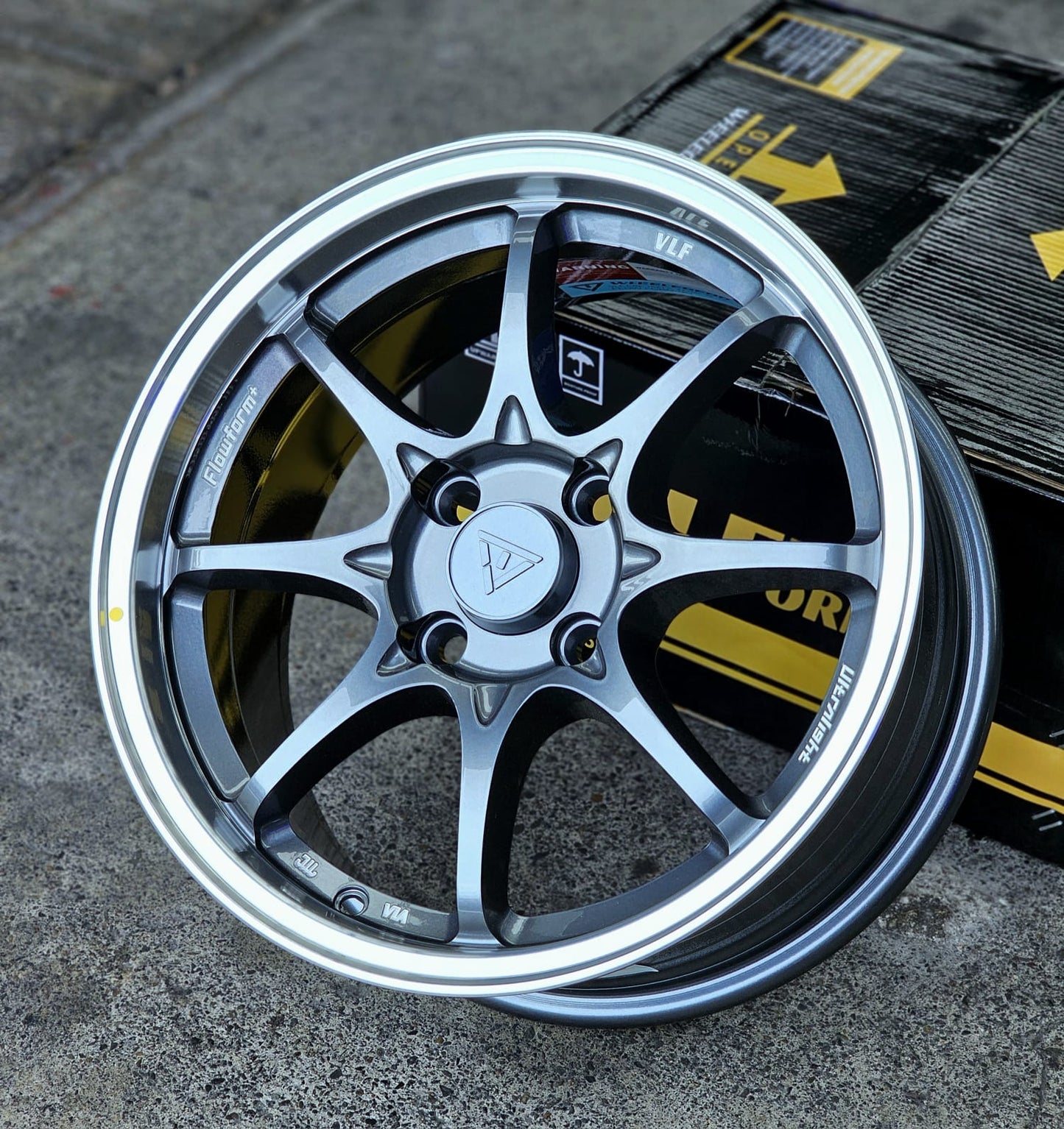 AQX74H-222 15X7 4X100 ET32 CB73.1