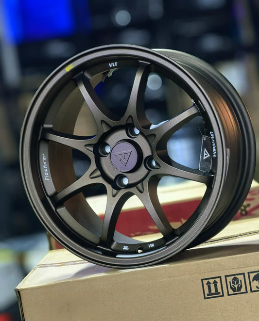 AQX74H-368 15X7 4X100 VLF-C02 ET32 CB73.1