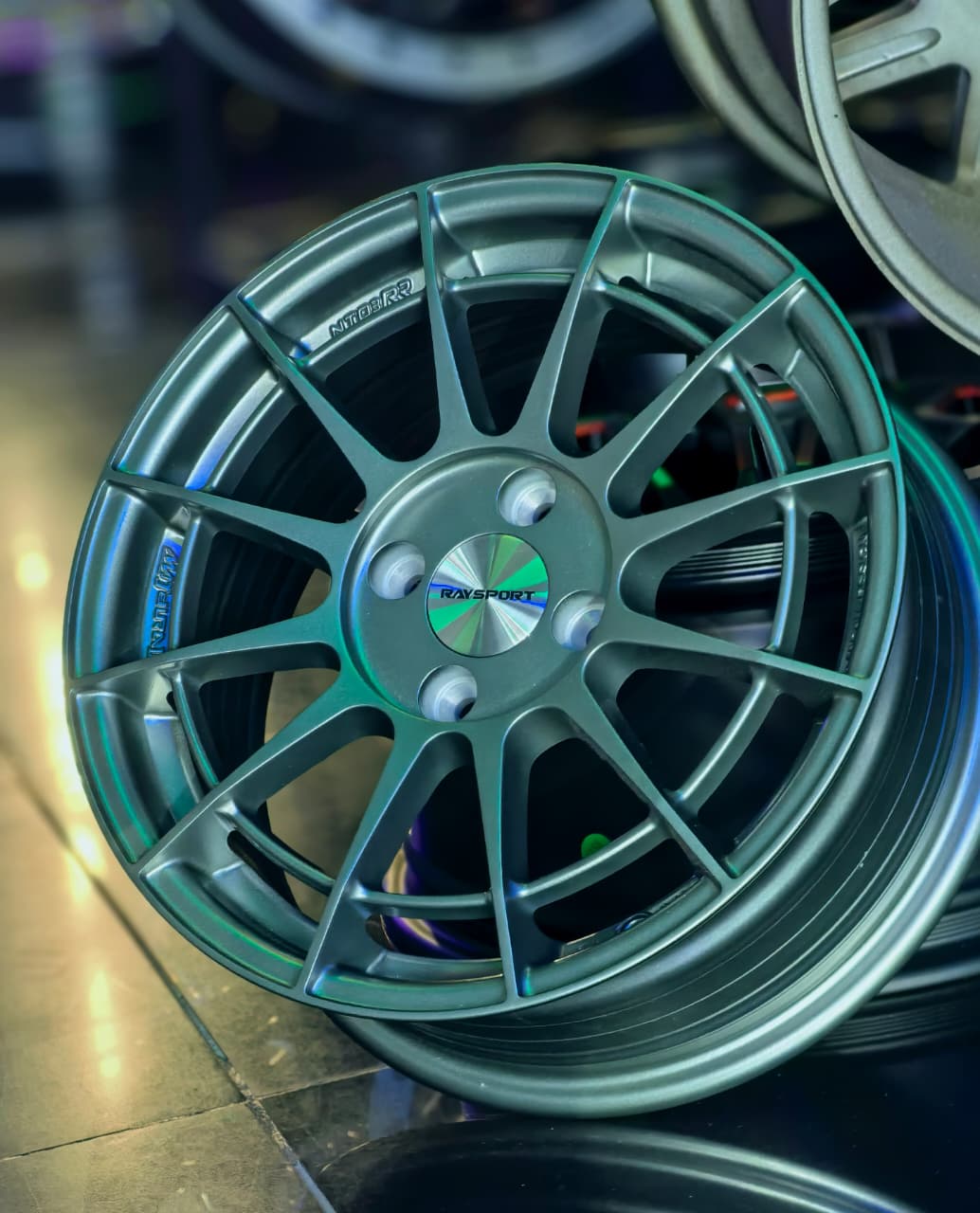 AQX74H-426 15x6.5 4x100 ET35 CB73.1