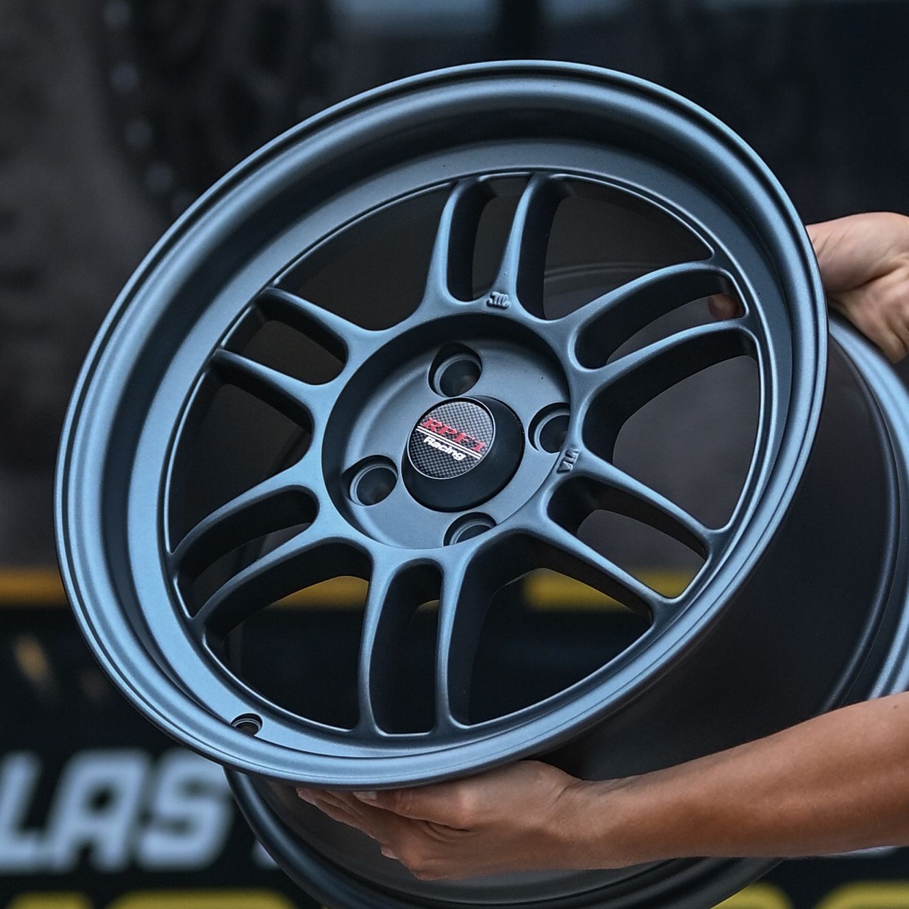 AQX74H-469 15X7 4X100 ET35 CB73.1