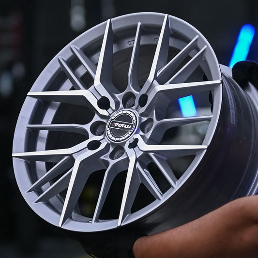 AQX74H-492 15X6.5 8X100/114.3 ET38 CB73.1