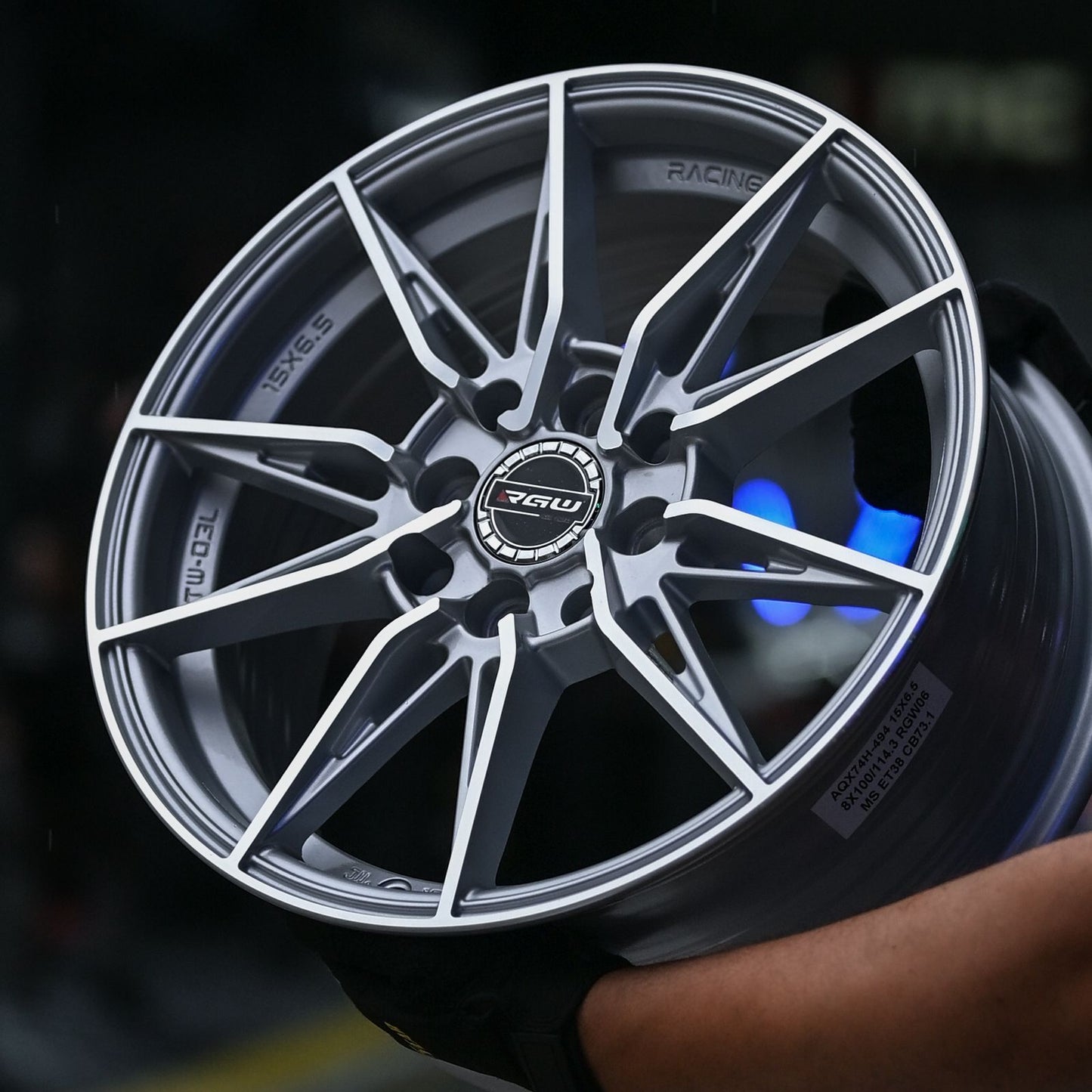 AQX74H-494 15X6.5 8X100/114.3 ET38 CB73.1