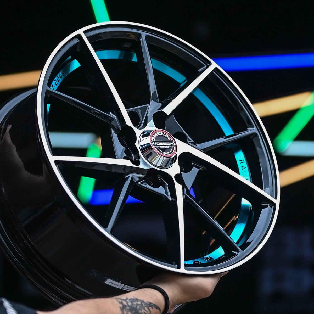 AQX74H-554 15X6.5 8X100/114.3 ET35 CB73.1