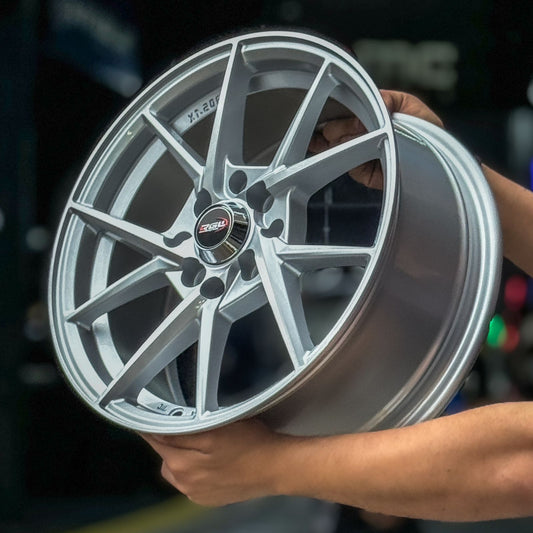 AQX74H-558 15X6.5 8X100/114.3 ET38 CB73.1