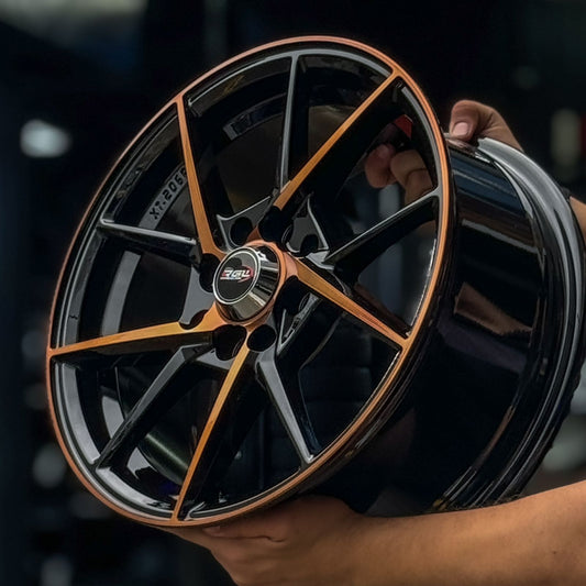 AQX74H-559 15X6.5 8X100/114.3  ET38 CB73.1