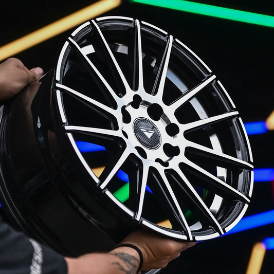 AQX74H-575 15x7 8x100/114.3 ET35 CB73.1
