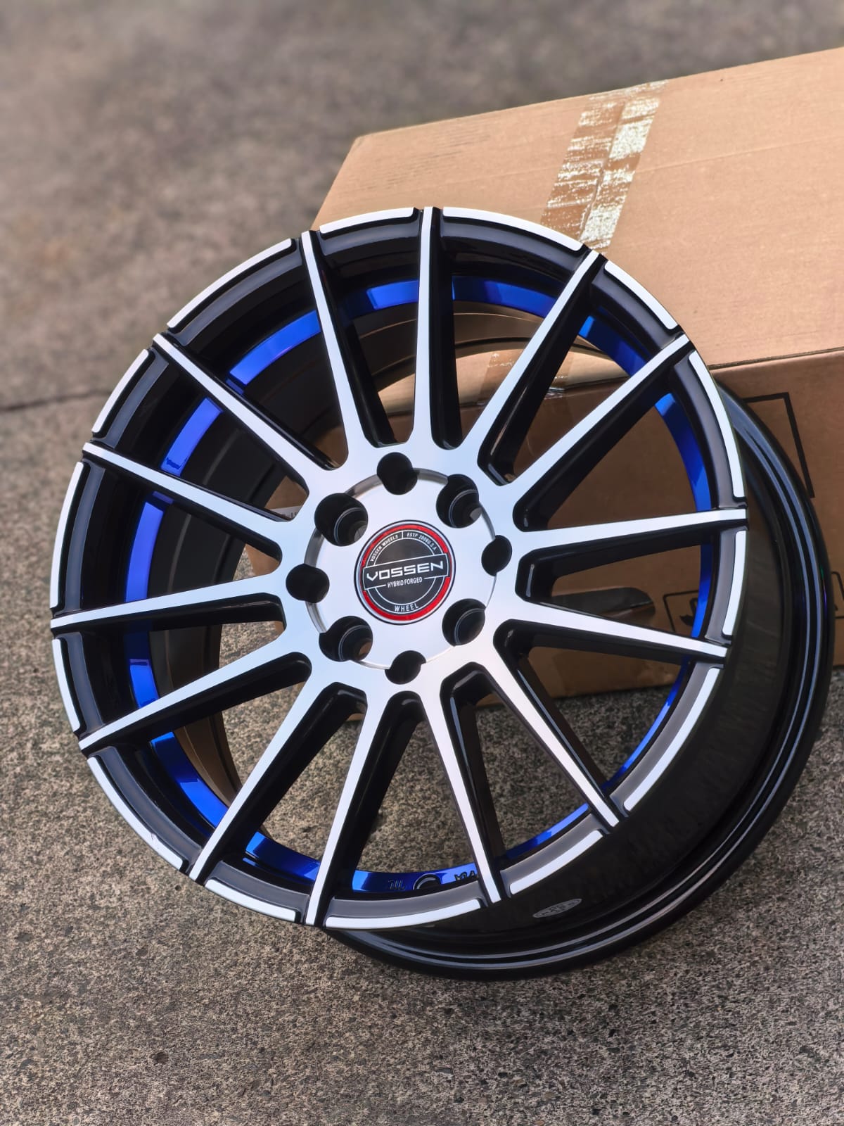 AQX74H-576 15x7 8x100/114.3 ET35 CB73.1