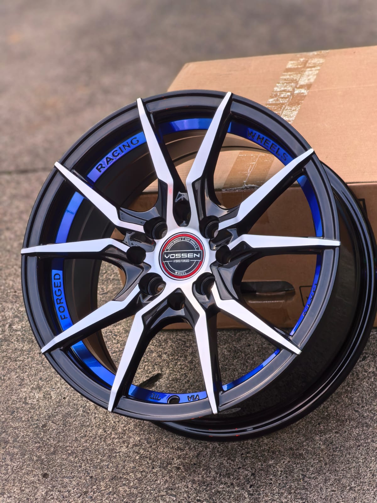 AQX74H-580 15X7 8X100/114.3 ET38 CB73.1