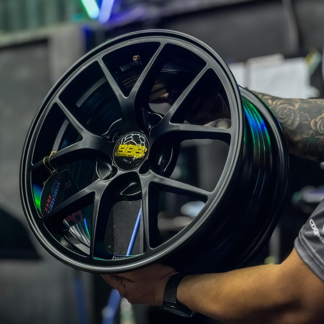 AQX74H-586 15X6.5 4X100 ET40 CB73.1 FSB