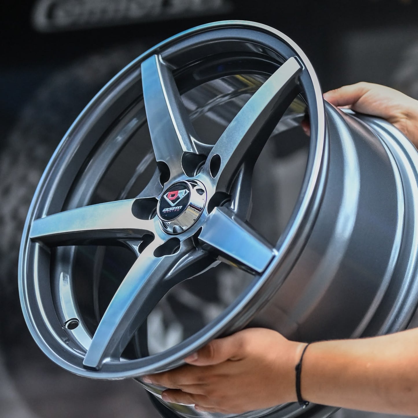 AQX74H-651 15x7.0 8X100/114.3 ET35 CB73.1