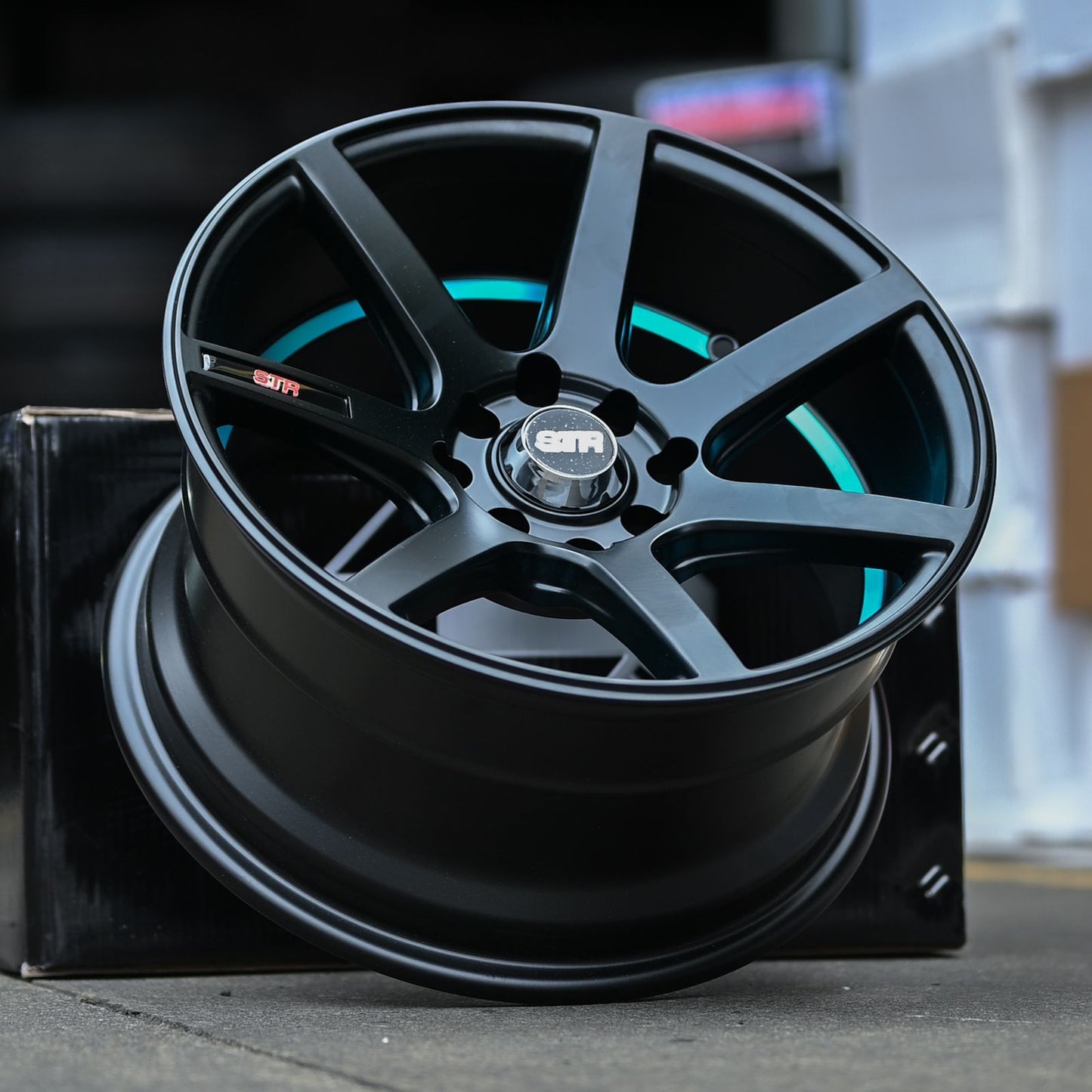 AQX84H-188 15X8 8/100/114 ET20 CB73.1