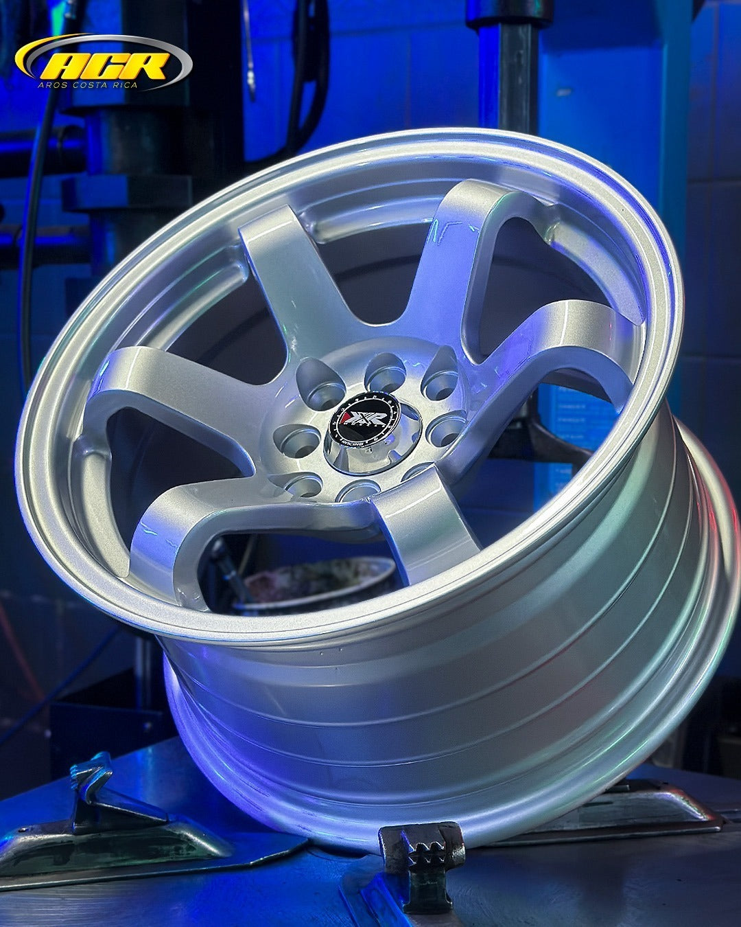 AQX84H-218* 15X8 8X100/114 ET20 CB73.1