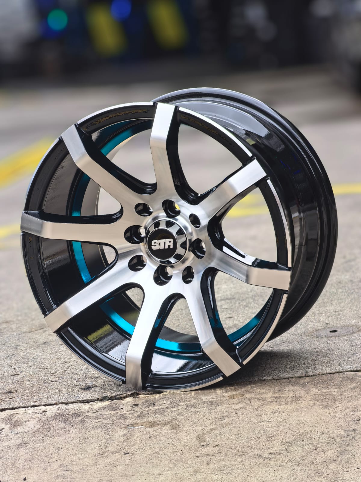 AQX84H-224 15X8 8/100/114 ET20 CB73.1